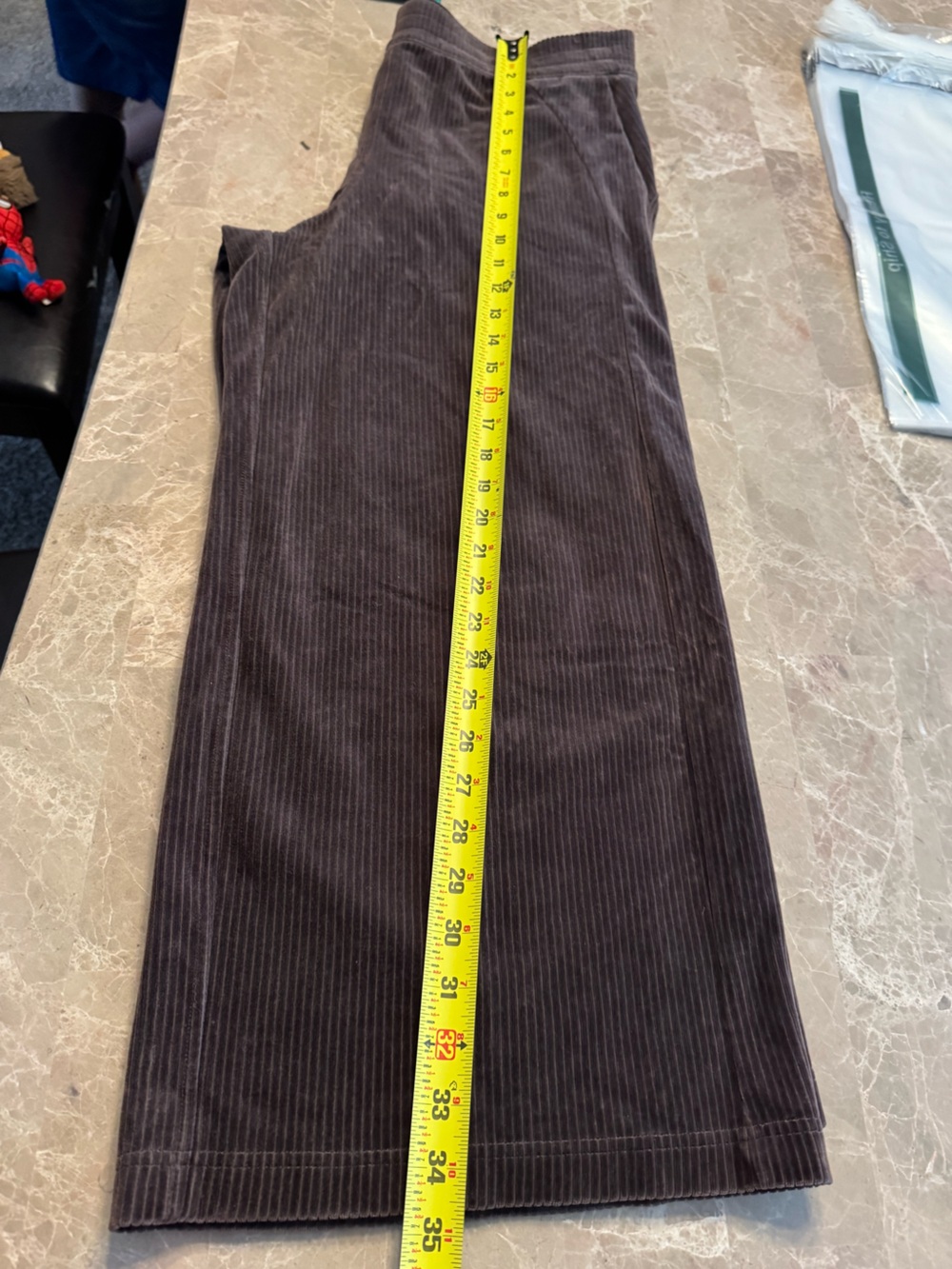 Lululemon Scuba Mid-Rise Wide-Leg Crop Velvet Cord Size 10 - Picture 6 of 13